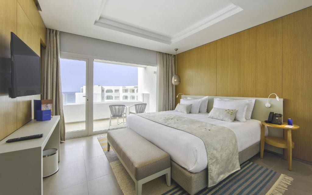 هتل رویال آزور تالاسا